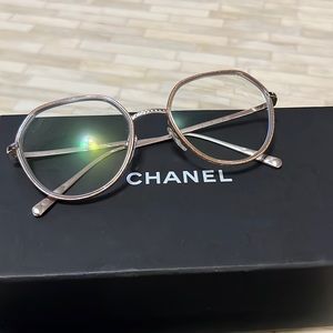 Chanel round/ geo rose gold metal frames with case. Lenses need to be removed.